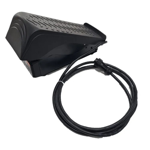 31088 Strata TIG Wired Foot Control - Image 1