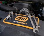 GEARWRENCH 300mm x 150mm High Strength Magnetic Tool Mat - Image 2